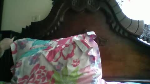 Snapshot of triana_bell chatting on 11.29.25 triana_bell online show from 11.29.25