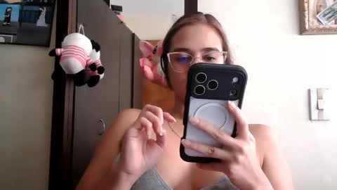 triana_bell online show from 06.20.26