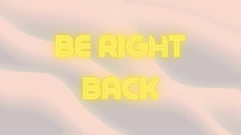 triana_crimson online show from 11.28.25