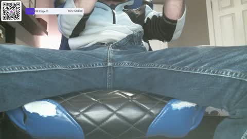 Snapshot of trickedink420 chatting on 01.28.25 J online show from 01.28.25