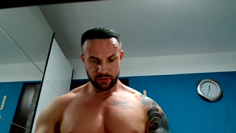 Snapshot of tridentmuscles chatting on 01.23.25 tridentmuscles online show from 01.23.25