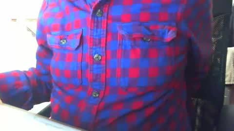 Snapshot of triggerfinger1 chatting on 12.31.24 Steve online show from 12.31.24