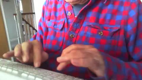 Snapshot of triggerfinger1 chatting on 01.22.25 Steve online show from 01.22.25