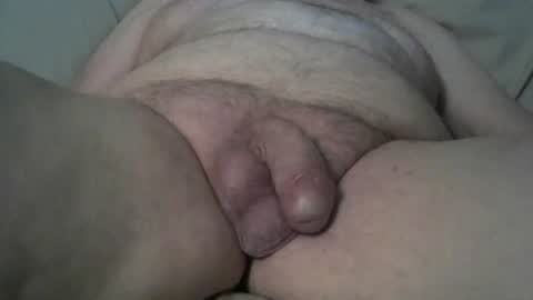 Snapshot of trilew50 chatting on 12.31.24 trilew50 online show from 12.31.24