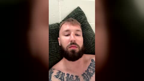 Snapshot of triley10 chatting on 04.07.26 triley10 online show from 04.07.26