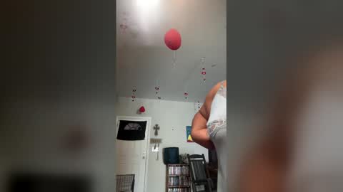 Snapshot of trinasnowlove chatting on 03.30.26 trinasnowlove online show from 03.30.26