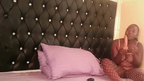 trinatrina94 online show from 12.16.25