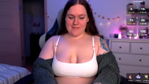 Snapshot of trinititi chatting on 02.19.25 Tina online show from 02.19.25