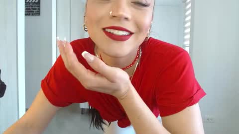 Snapshot of trinity_prestige chatting on 02.04.25 TRINITY online show from 02.04.25