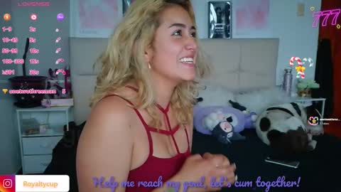 Snapshot of trinitych_ chatting on 03.12.26 trinitych_ online show from 03.12.26