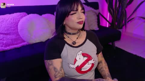 Val martinez  online show from 04.22.26