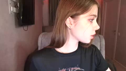 Snapshot of tripleprinces chatting on 02.21.25 tripleprinces online show from 02.21.25