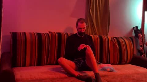 Snapshot of triplestripes chatting on 01.11.26 SibSab online show from 01.11.26