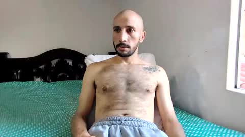 Snapshot of tristan_drumm chatting on 11.02.25 tristan online show from 11.02.25