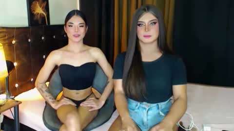 Snapshot of tristanblue22 chatting on 11.28.25 tristanblue22 online show from 11.28.25