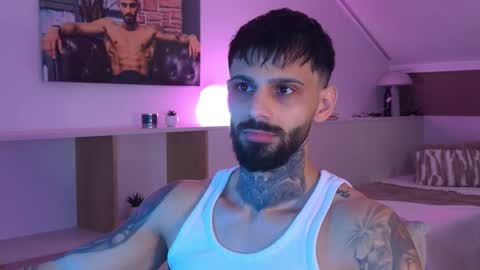 Snapshot of tristangreyaura chatting on 03.09.26 Trystan Grey online show from 03.09.26