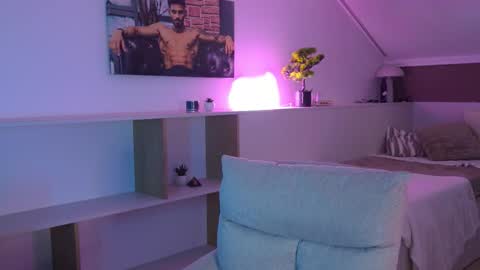 Snapshot of tristangreyaura chatting on 03.11.26 Trystan Grey online show from 03.11.26