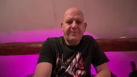 Snapshot of tritonspace chatting on 11.30.25 Triton online show from 11.30.25