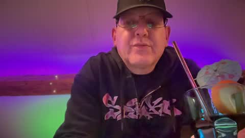 Snapshot of tritonspace chatting on 04.21.26 Triton online show from 04.21.26