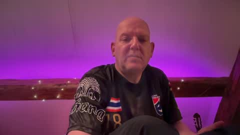 Snapshot of tritonspace chatting on 04.27.26 Triton online show from 04.27.26