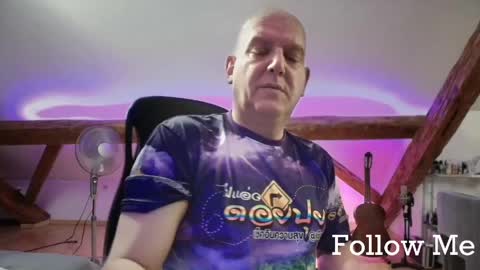 Snapshot of tritonspace chatting on 05.18.26 Triton online show from 05.18.26