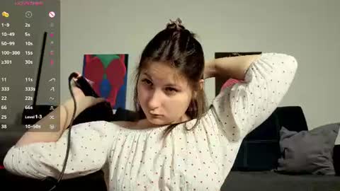 trixibell online show from 06.10.26