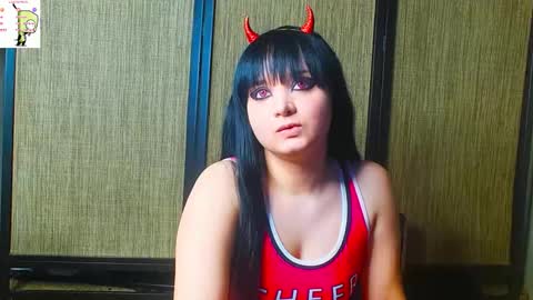 Snapshot of trixiedoescamcam chatting on 02.12.26 trixiedoescamcam online show from 02.12.26