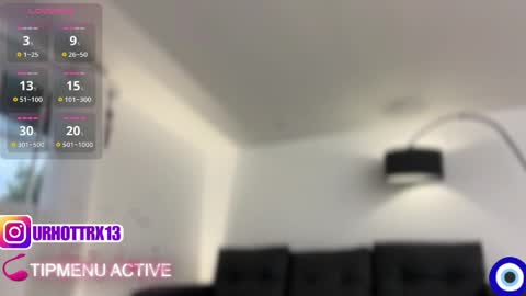 trixieemerald online show from 04.30.26