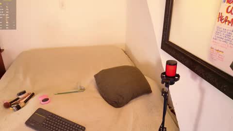 trixx_01 online show from 11.13.25