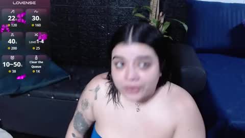 trixxiee_ online show from 10.12.25