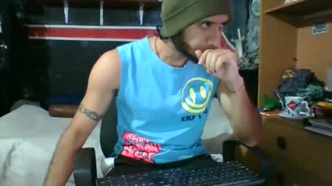 Snapshot of trizquelmen chatting on 01.09.25 Andrew online show from 01.09.25