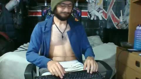 Snapshot of trizquelmen chatting on 02.14.25 Andrew online show from 02.14.25