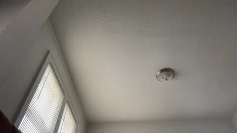 Snapshot of trmdstrong chatting on 10.02.25 Trmdstrong online show from 10.02.25