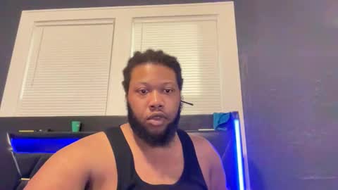 Snapshot of trmdstrong chatting on 10.10.25 Trmdstrong online show from 10.10.25