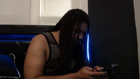 Snapshot of trmdstrong chatting on 10.15.25 Trmdstrong online show from 10.15.25