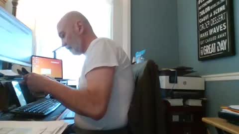 Snapshot of trodgers136 chatting on 12.03.24 TRodgers online show from 12.03.24