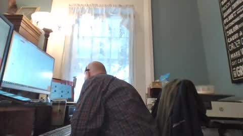 Snapshot of trodgers136 chatting on 02.19.25 TRodgers online show from 02.19.25