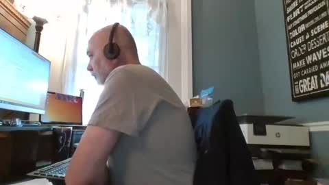 Snapshot of trodgers136 chatting on 02.26.25 TRodgers online show from 02.26.25