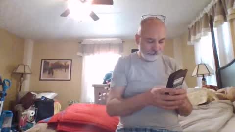 Snapshot of trodgers136 chatting on 03.08.25 TRodgers online show from 03.08.25
