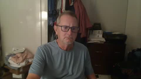 Snapshot of troffer1020 chatting on 01.16.25 Troffer online show from 01.16.25