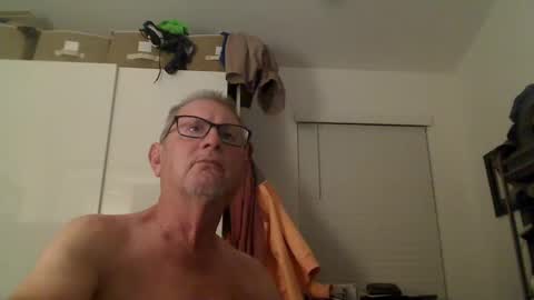 Snapshot of troffer1020 chatting on 03.04.25 Troffer online show from 03.04.25