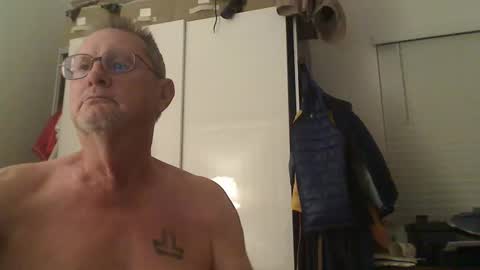 Snapshot of troffer1020 chatting on 10.31.25 Troffer online show from 10.31.25