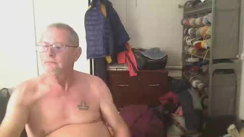 Snapshot of troffer1020 chatting on 02.10.26 Troffer online show from 02.10.26