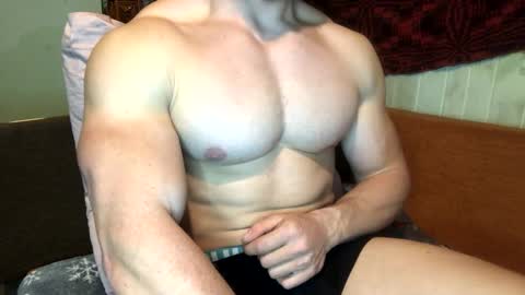 Snapshot of troncq chatting on 03.10.25 Troncq online show from 03.10.25