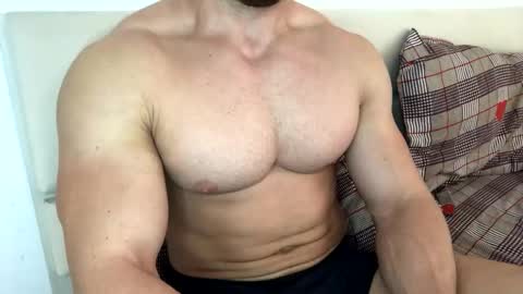 Snapshot of troncq chatting on 09.17.25 Troncq online show from 09.17.25