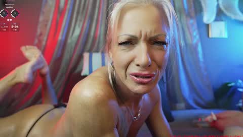 Linda  ONLYFANS Trophymilf1  Istagram trophymilf1 online show from 02.21.25