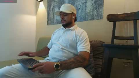 Troy online show from 05.02.26