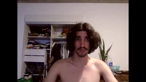 Snapshot of trueblove chatting on 01.02.25 trueblove online show from 01.02.25