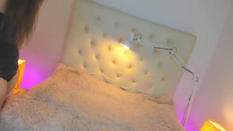 ts_lovelicious online show from 02.12.25