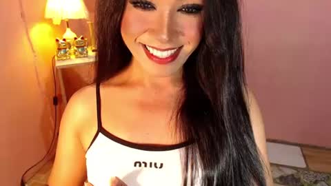 The Girl Named Romantika  online show from 02.05.25